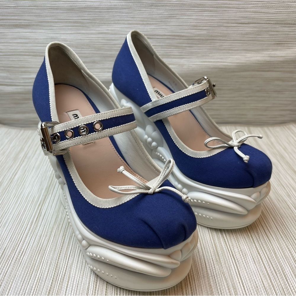Miu Miu Embossed Faille Ballet Wedge Pumps Size 35 - Picture 6 of 16